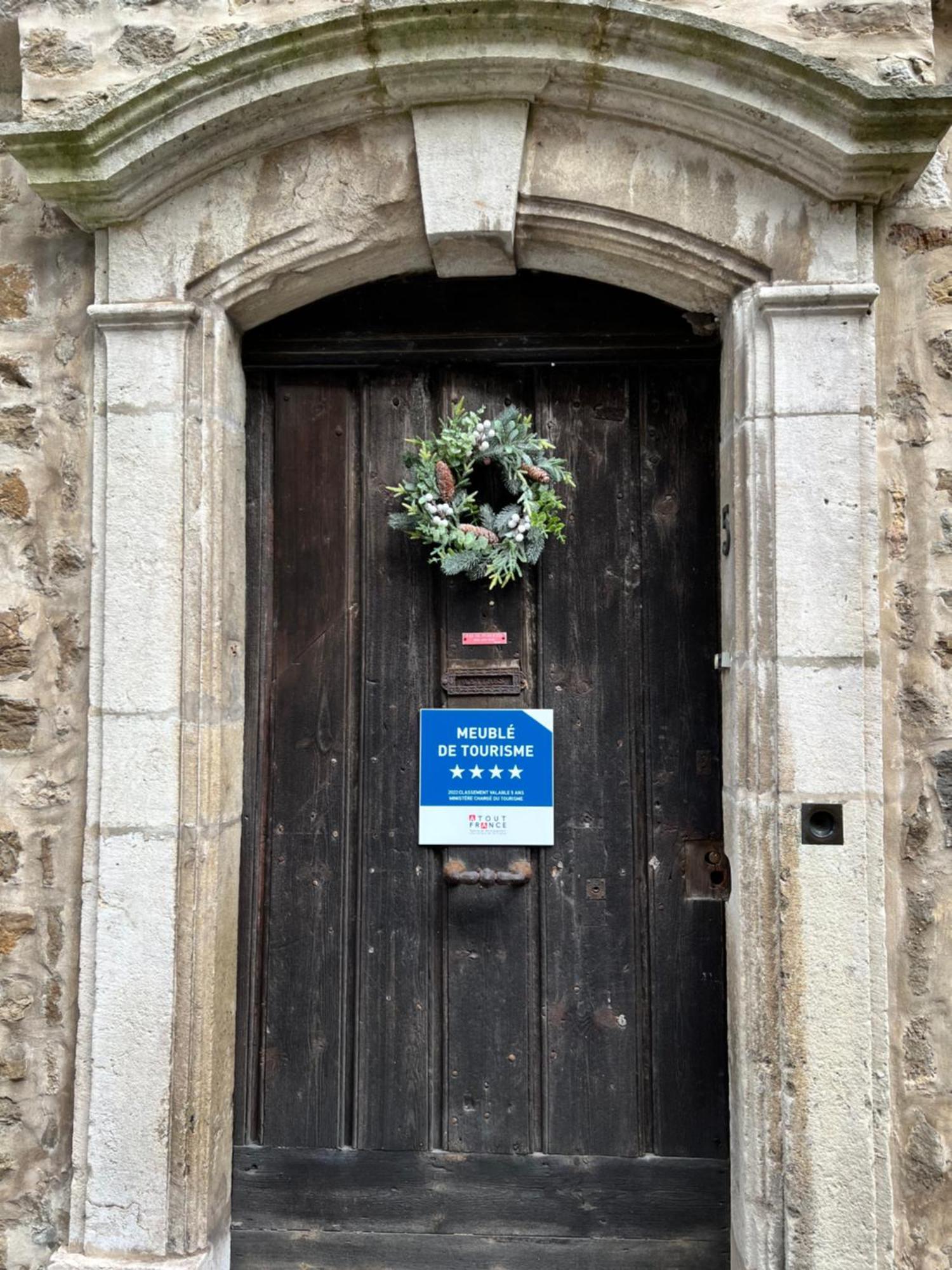 Maison 1747 - Gites De Standing En Vieille-Ville Avec Cour Boulogne-sur-Mer Exteriör bild